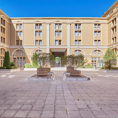 Appart Hotel Odalys City Aix en Provence Centre Palais des Congrès-3